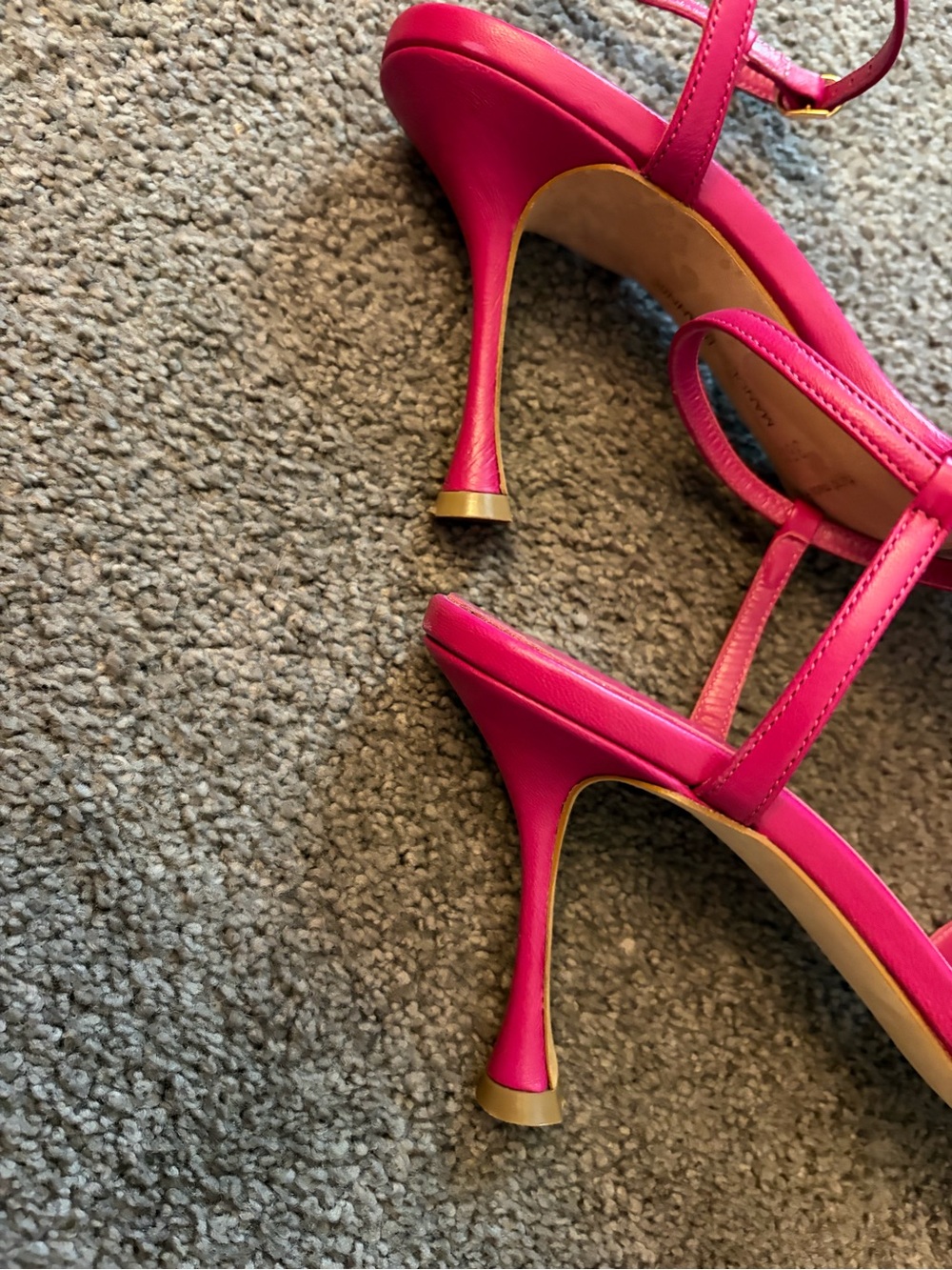 Manolo Blahnik Hot Pink leather Strappy Heels with Bow - Picture 7 of 16